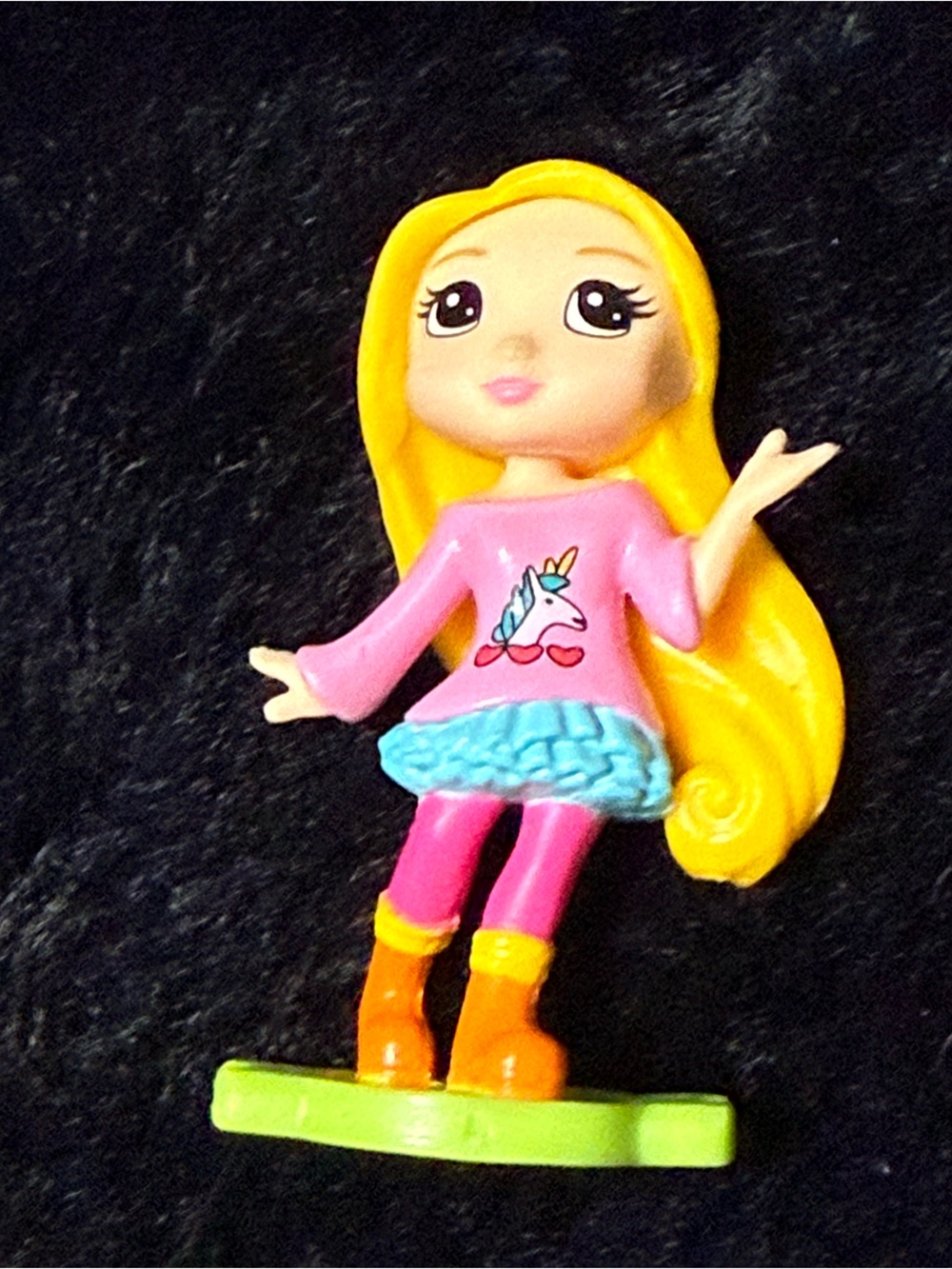 💖4/$25- Party Popteenies Blonde Doll Figure Unicorn Shirt Mini Doll Spin Master